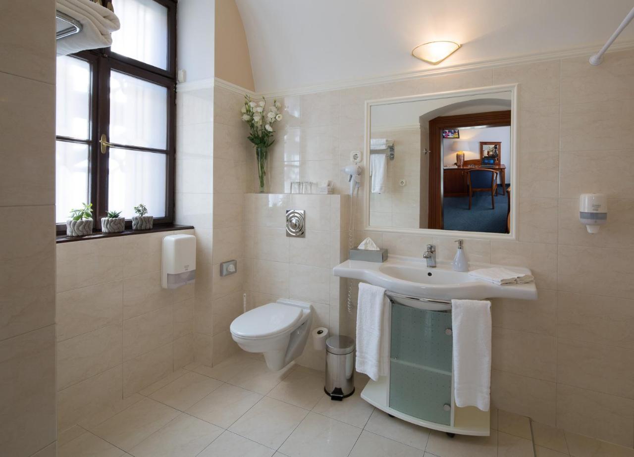Fonte Hotel Győr Extérieur photo