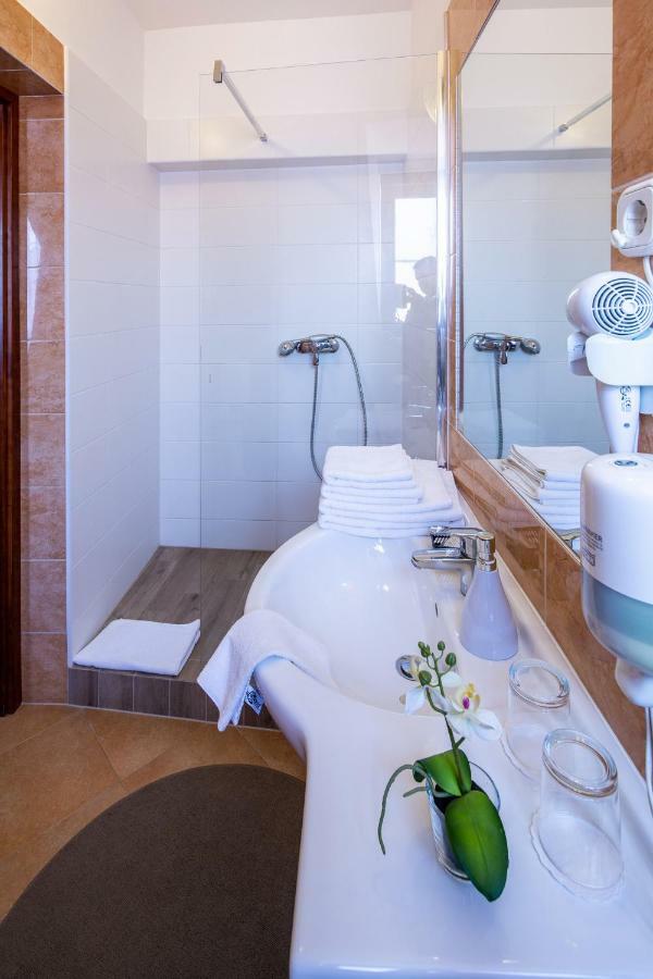 Fonte Hotel Győr Extérieur photo